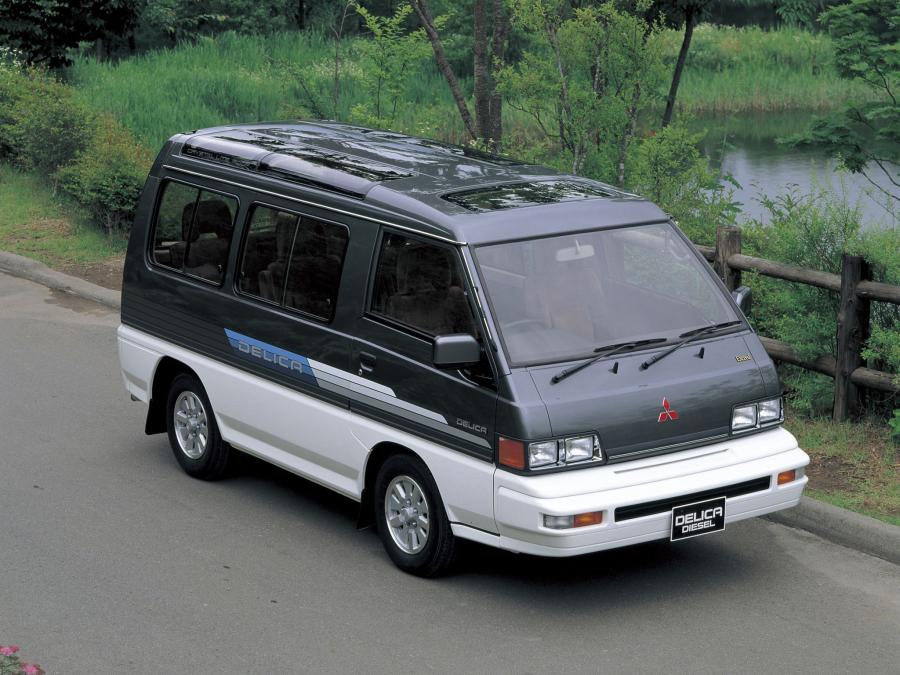  Mitsubishi Delica Star Wagon 1986 года  (фото 6 из 7)